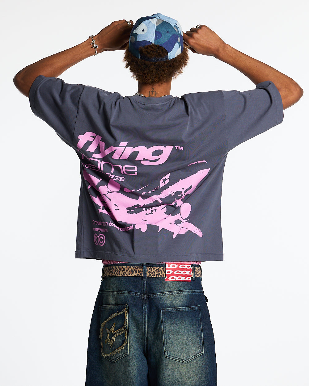 CAMISETA VOLANDO A CASA TINTA INDIA