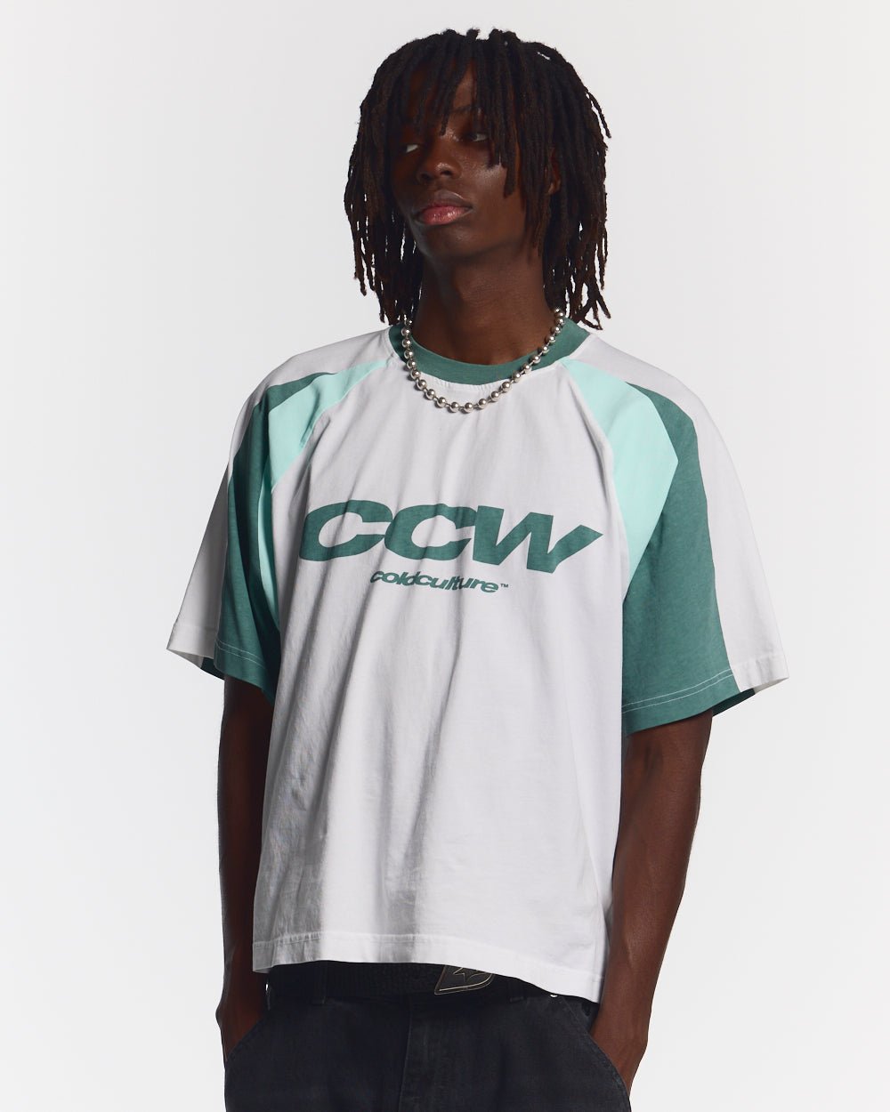 CAMISETA AIRBORNE BLANCA Y VERDE