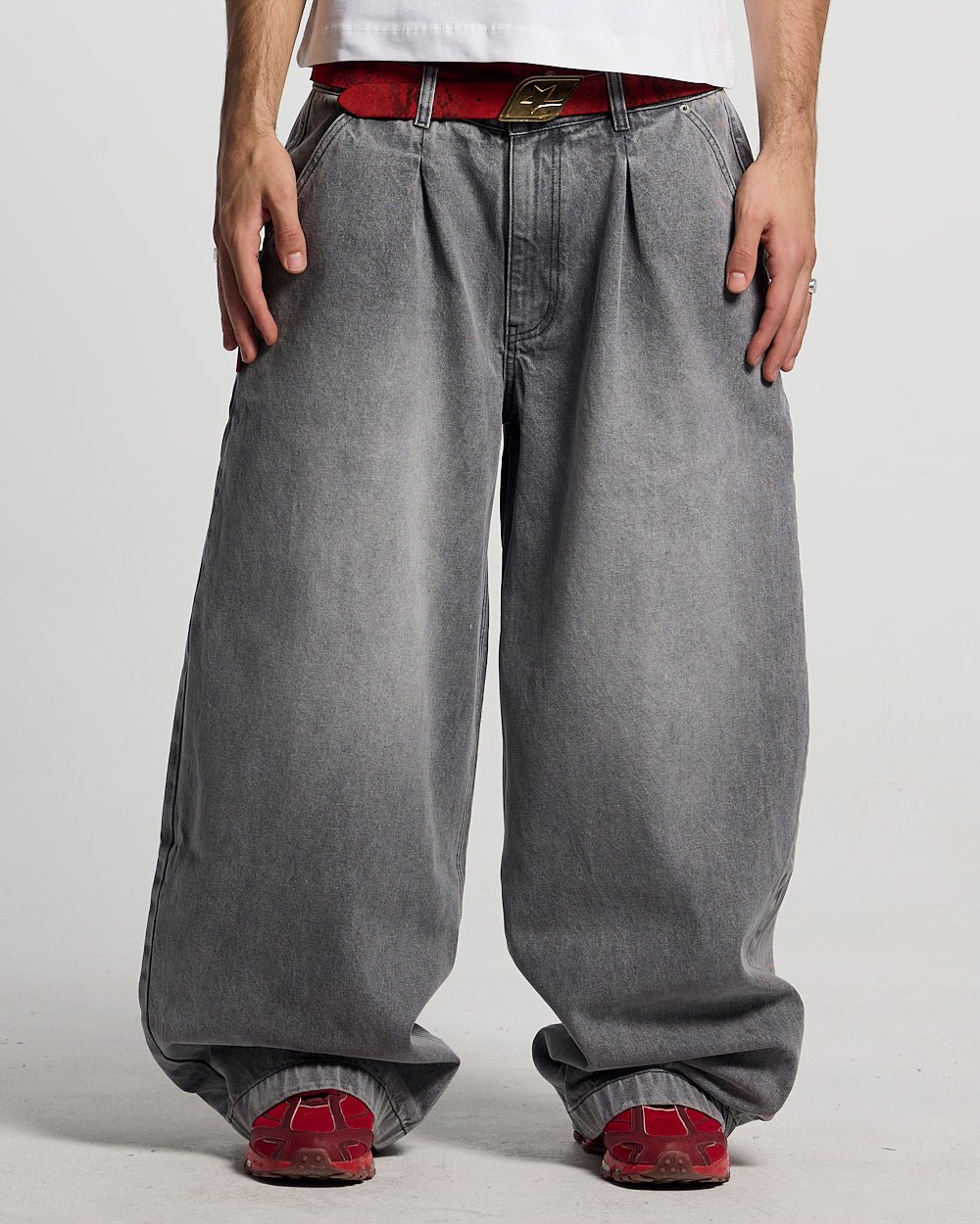 PANTALONES BARREL V4 GRIS