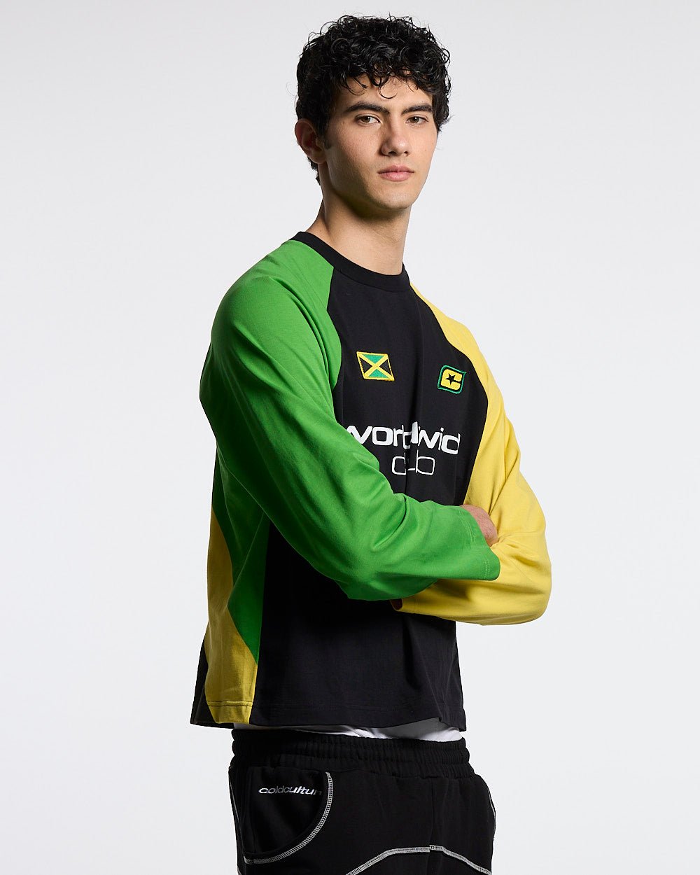 BOB DE MANGA LARGA NEGRA