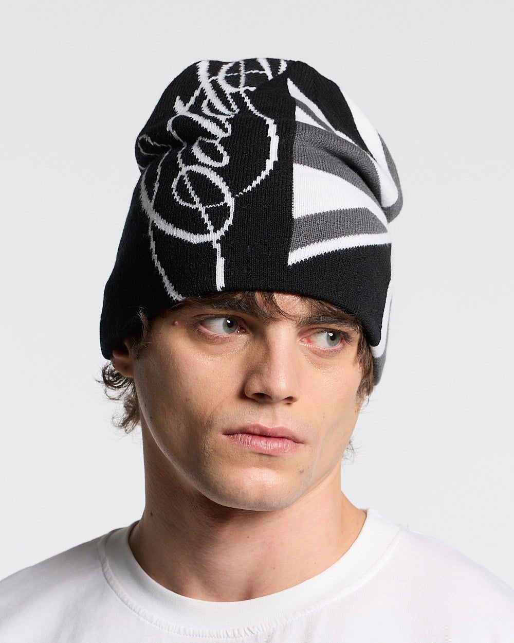 Gorro Brighton negro y gris