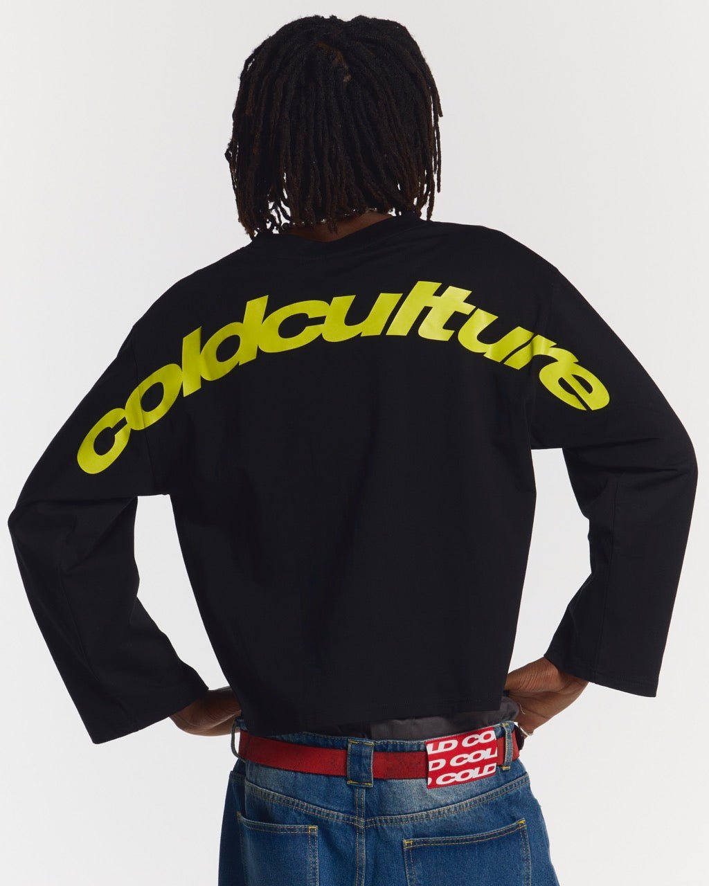 CURVED LONGSLEEVE BLACK