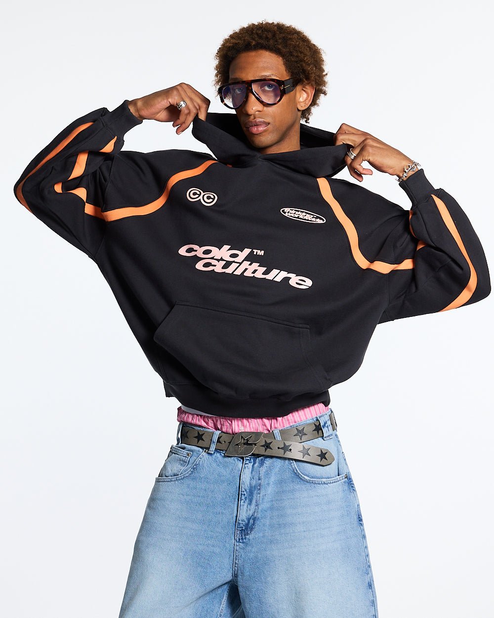 DETAILED HOODIE BLACK