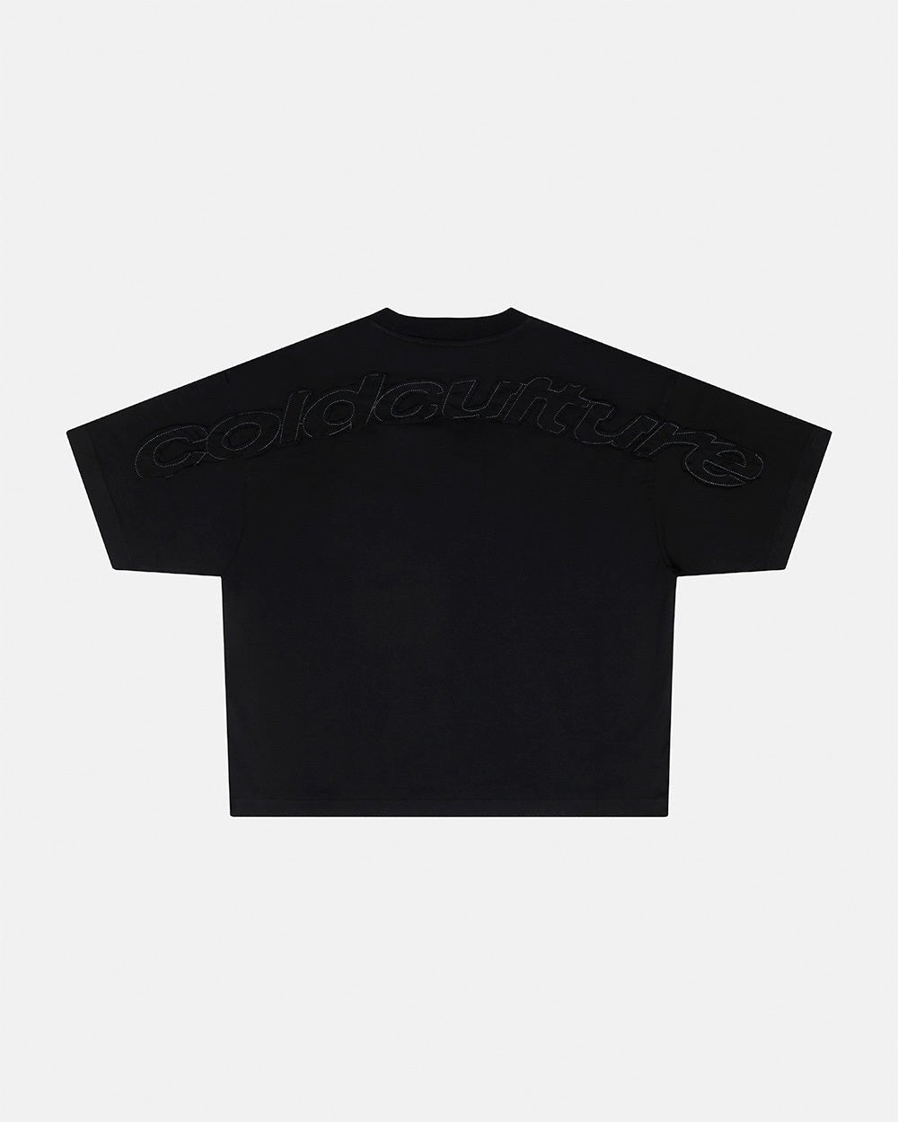 DISTRESS CURVED TEE BLACK