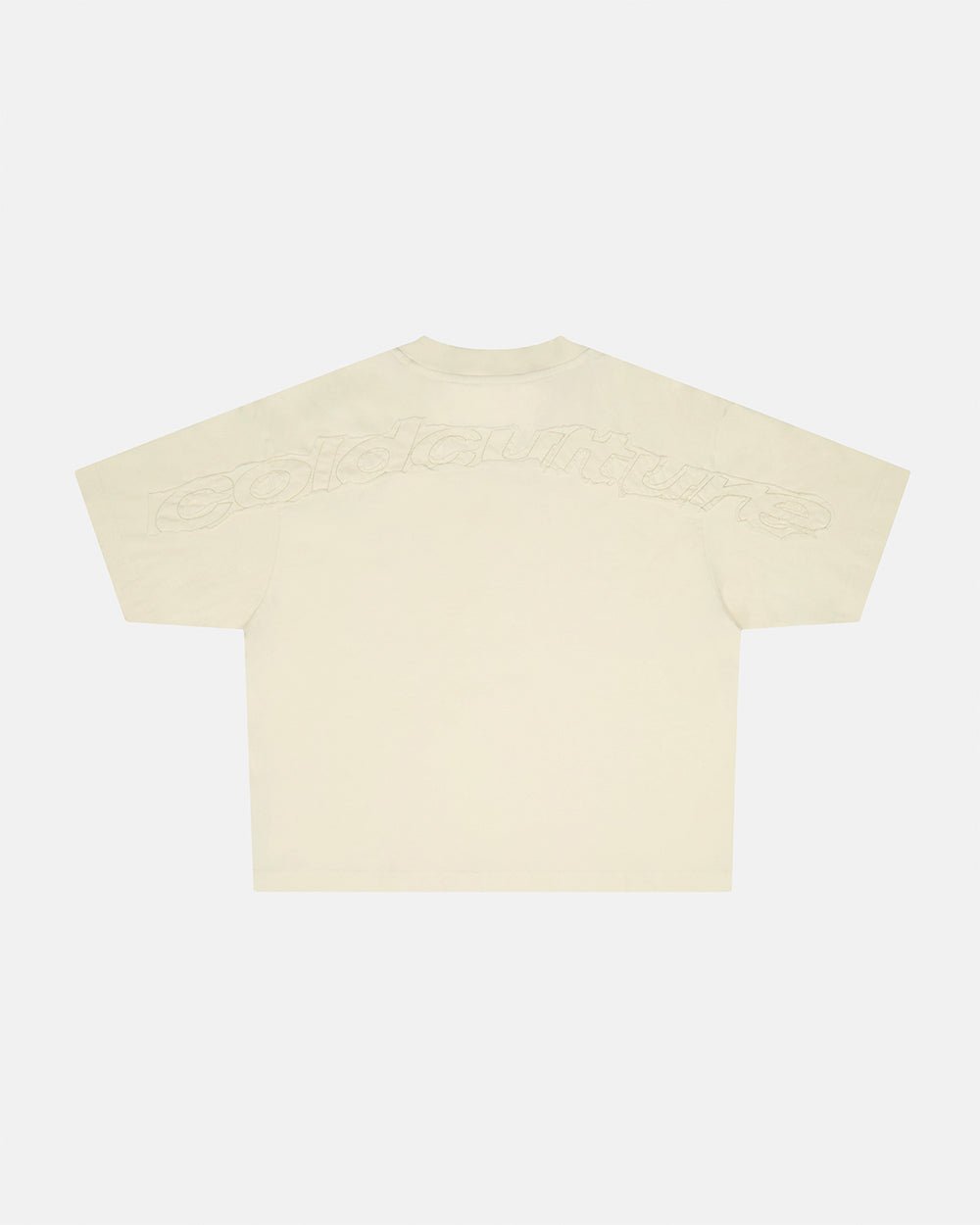 DISTRESS CURVED TEE CREAM