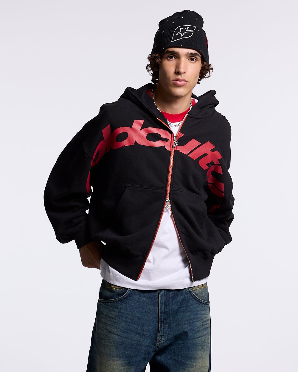 SUDADERA CON CAPUCHA Y CREMALLERA DRIVEN NEGRA