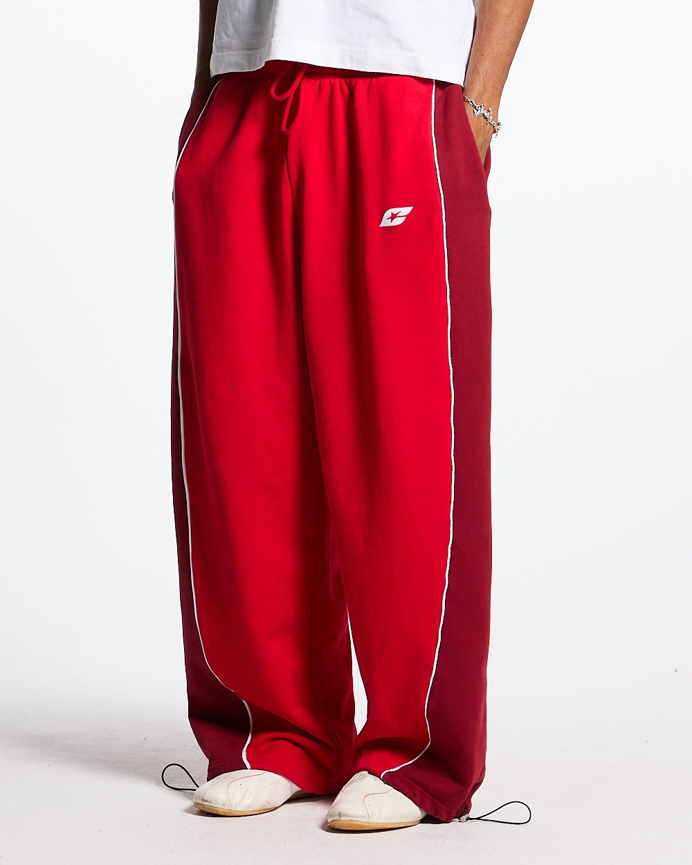 JET LAG PANTS RED