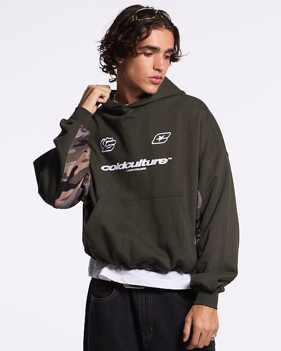 SUDADERA CON CAPUCHA CAMUFLAJE DE CARRERAS VERDE OSCURO