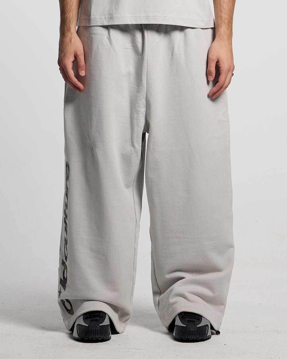 WILD CAMO SWEATPANTS LIGHT GREY